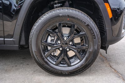 2026 Jeep Grand Cherokee L GRAND CHEROKEE L LAREDO ALTITUDE 4X4