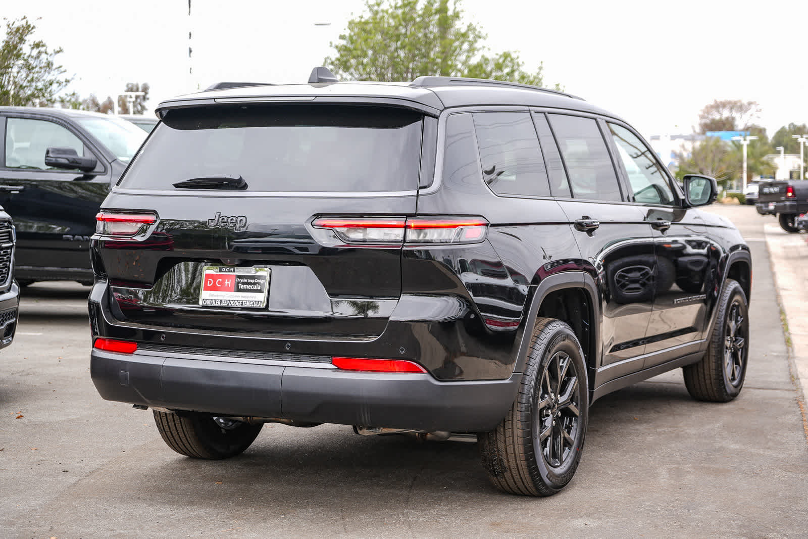 2026 Jeep Grand Cherokee L GRAND CHEROKEE L LAREDO ALTITUDE 4X4