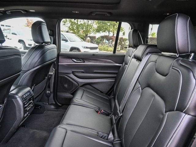 2025 Jeep Grand Cherokee L GRAND CHEROKEE L LIMITED 4X4