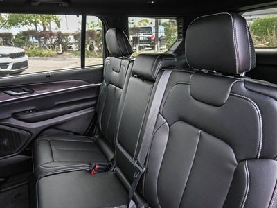 2025 Jeep Grand Cherokee L GRAND CHEROKEE L LIMITED 4X4