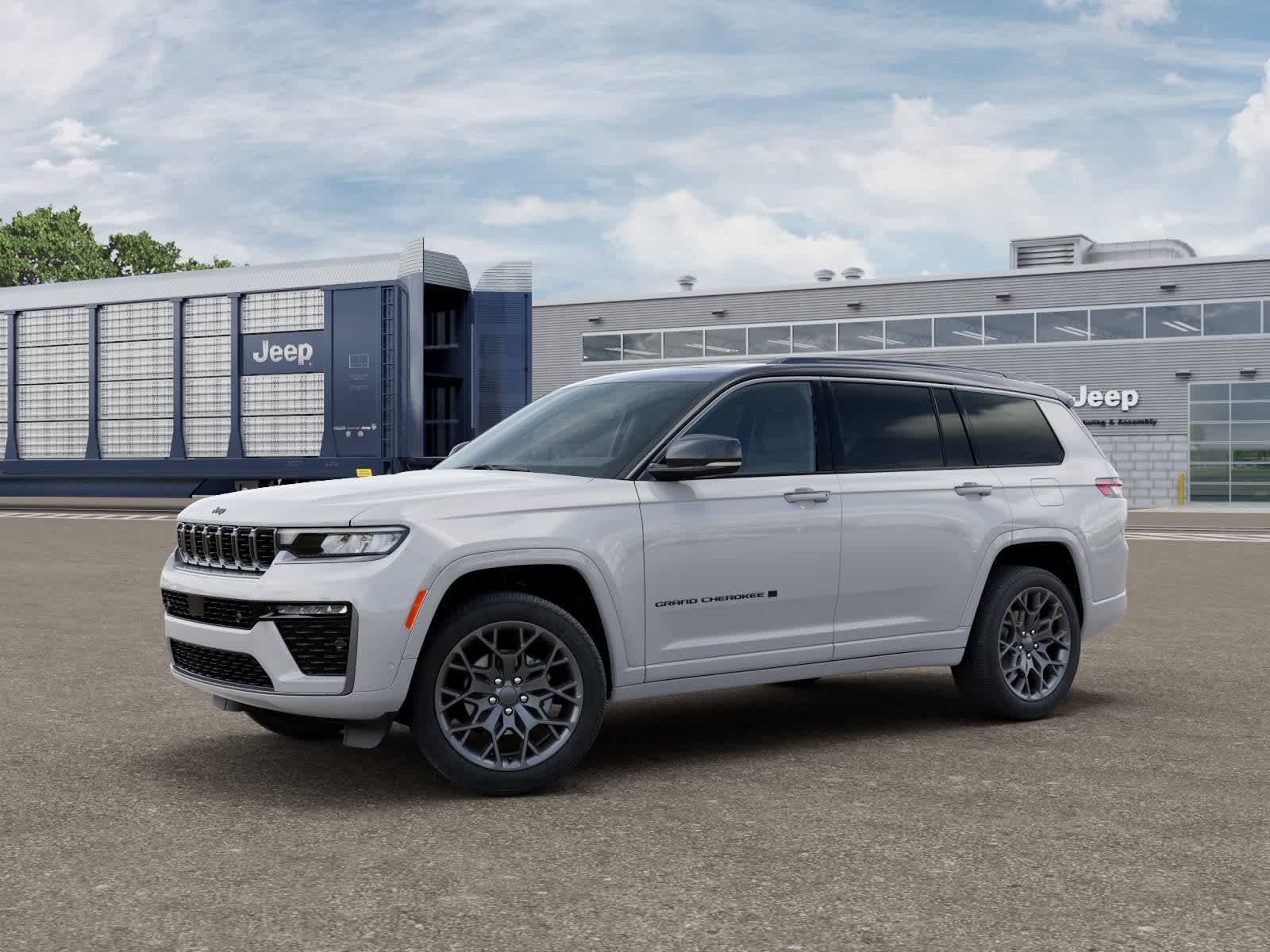 2026 Jeep Grand Cherokee L Summit 4x4's photo