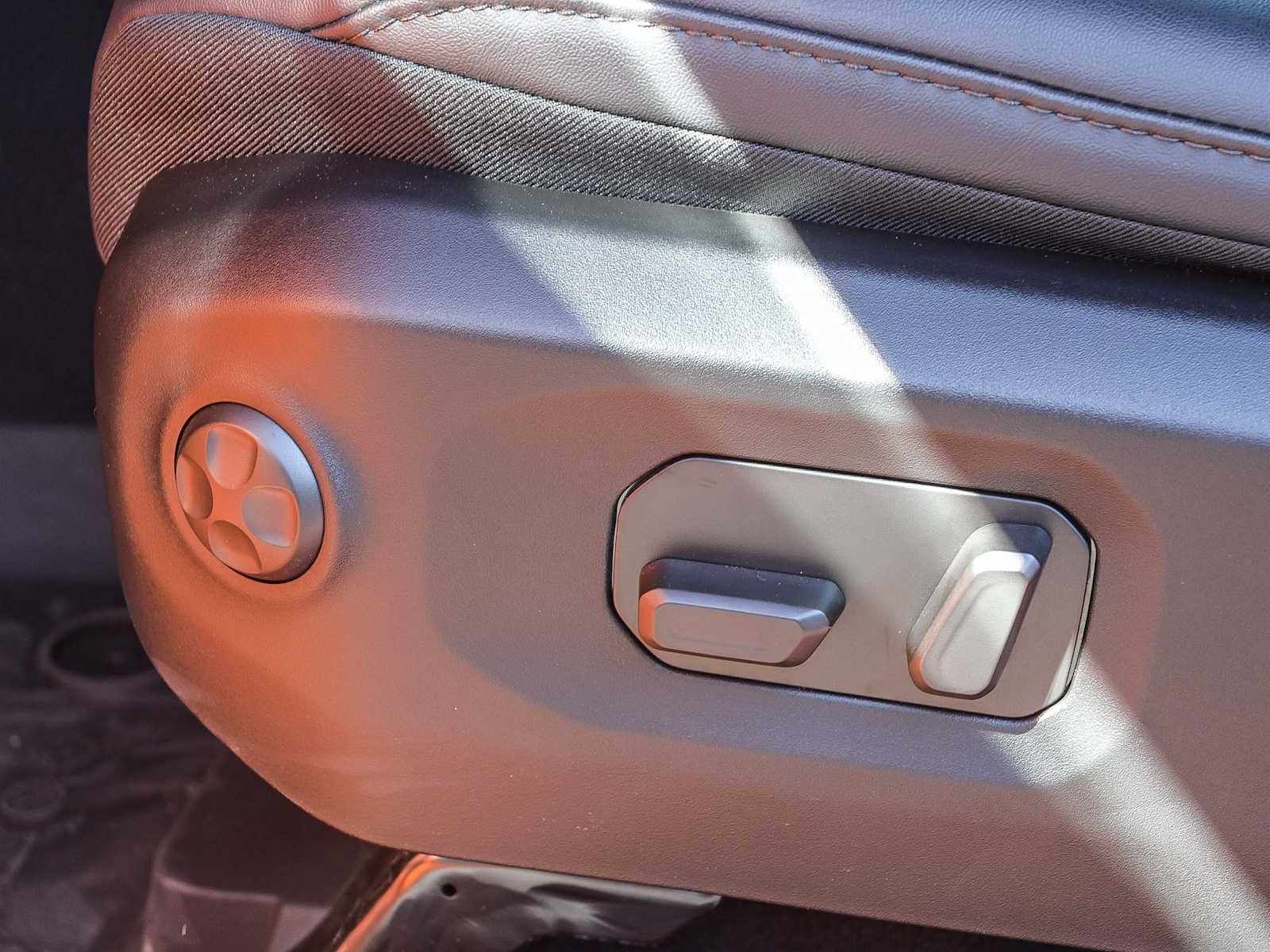 2025 Jeep Wrangler WRANGLER 4-DOOR RUBICON 392