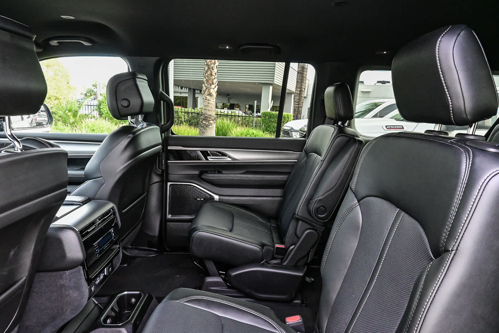 2025 Jeep Wagoneer L WAGONEER L CARBIDE 4X4