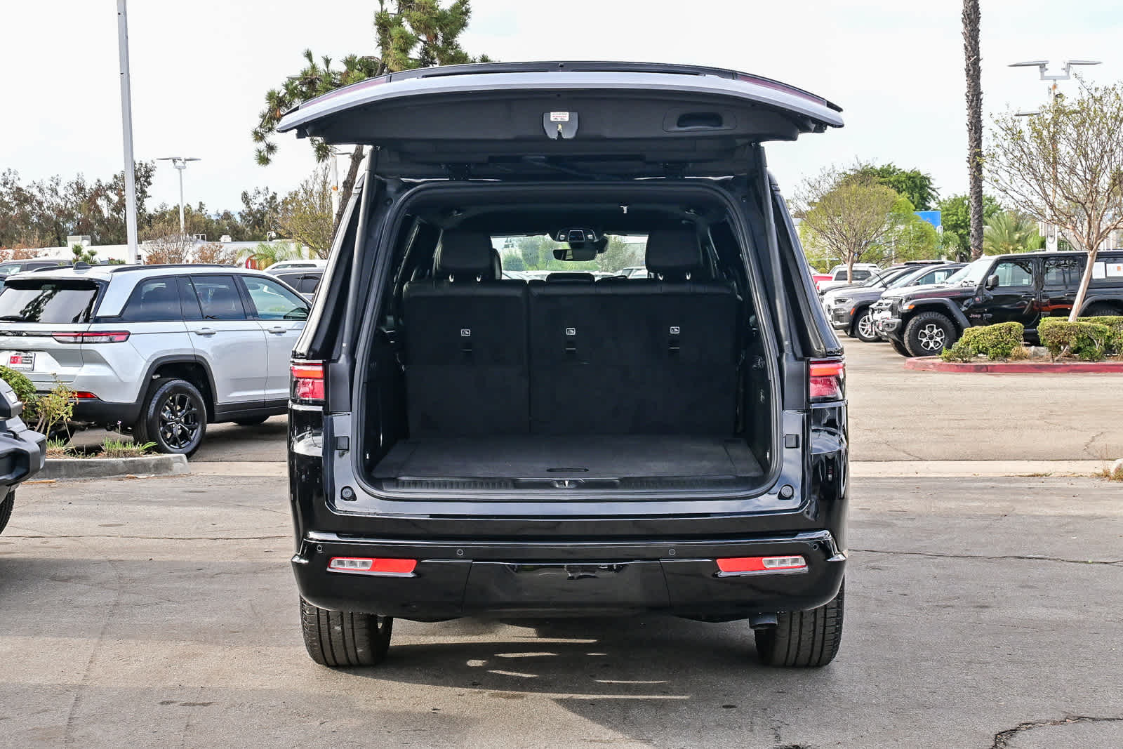 2025 Jeep Wagoneer L WAGONEER L CARBIDE 4X4