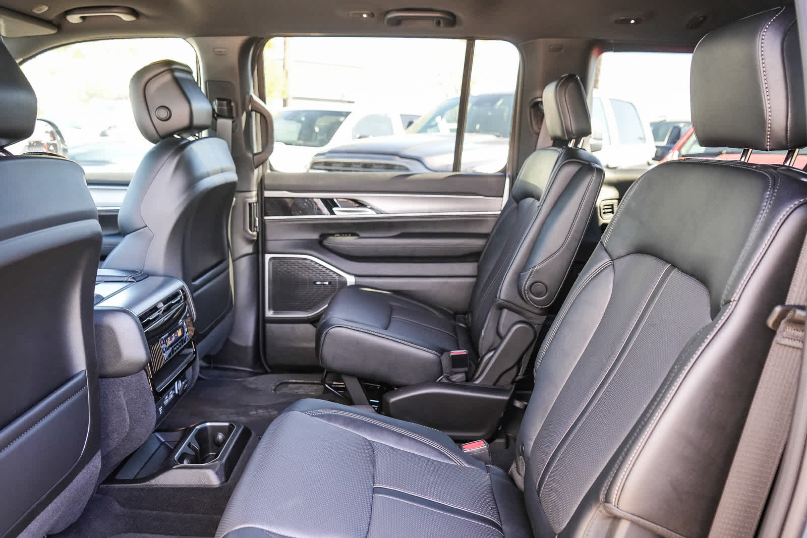 2026 Jeep Grand Wagoneer L GRAND WAGONEER L LIMITED ALTITUDE 4X4