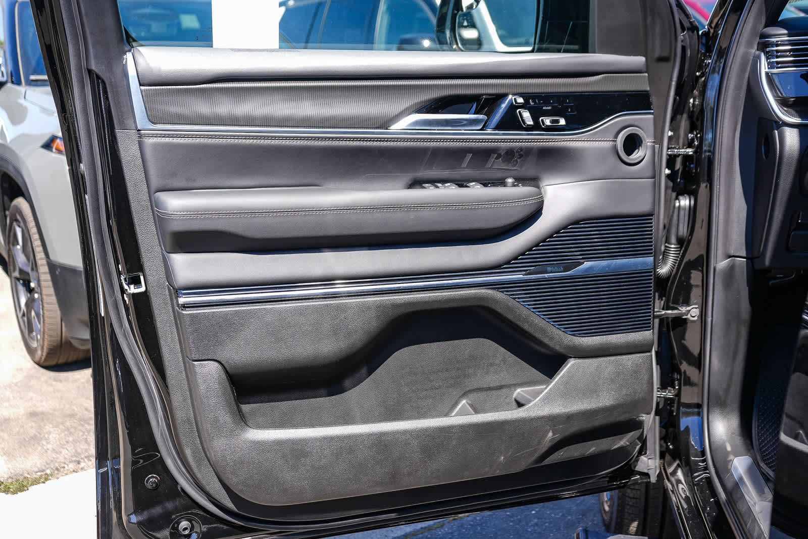 2026 Jeep Grand Wagoneer L GRAND WAGONEER L SUMMIT OBSIDIAN 4X4