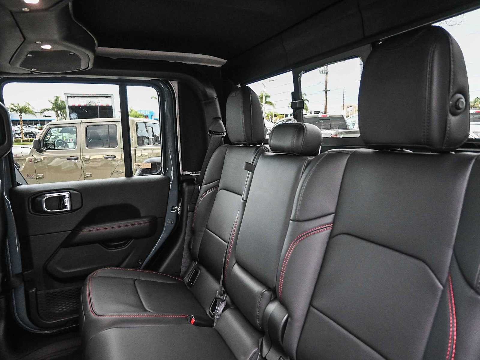 2026 Jeep Gladiator GLADIATOR RUBICON X 4X4