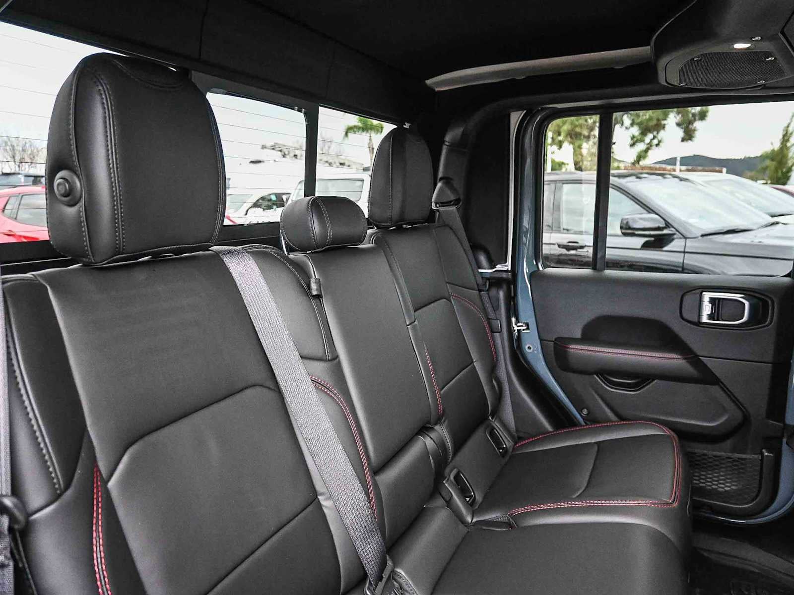 2026 Jeep Gladiator GLADIATOR RUBICON X 4X4