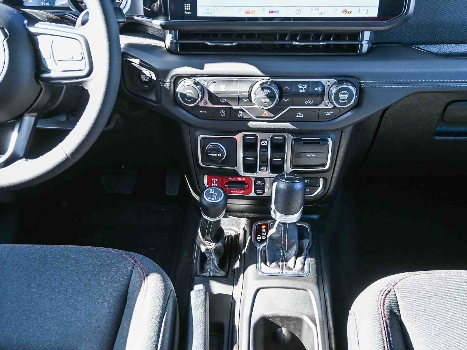 2026 Jeep Gladiator GLADIATOR RUBICON 4X4