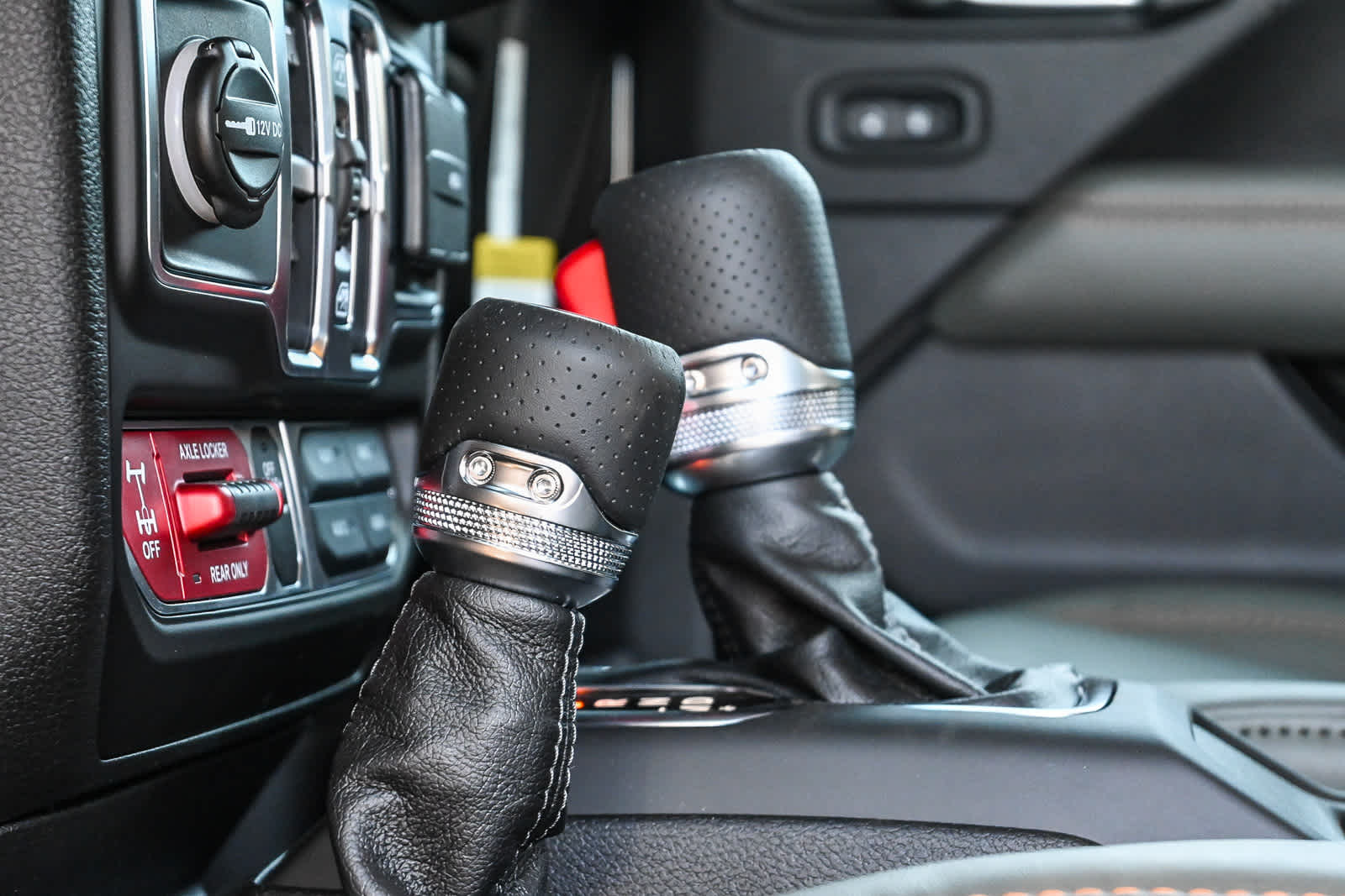 2026 Jeep Gladiator GLADIATOR MOJAVE X 4X4