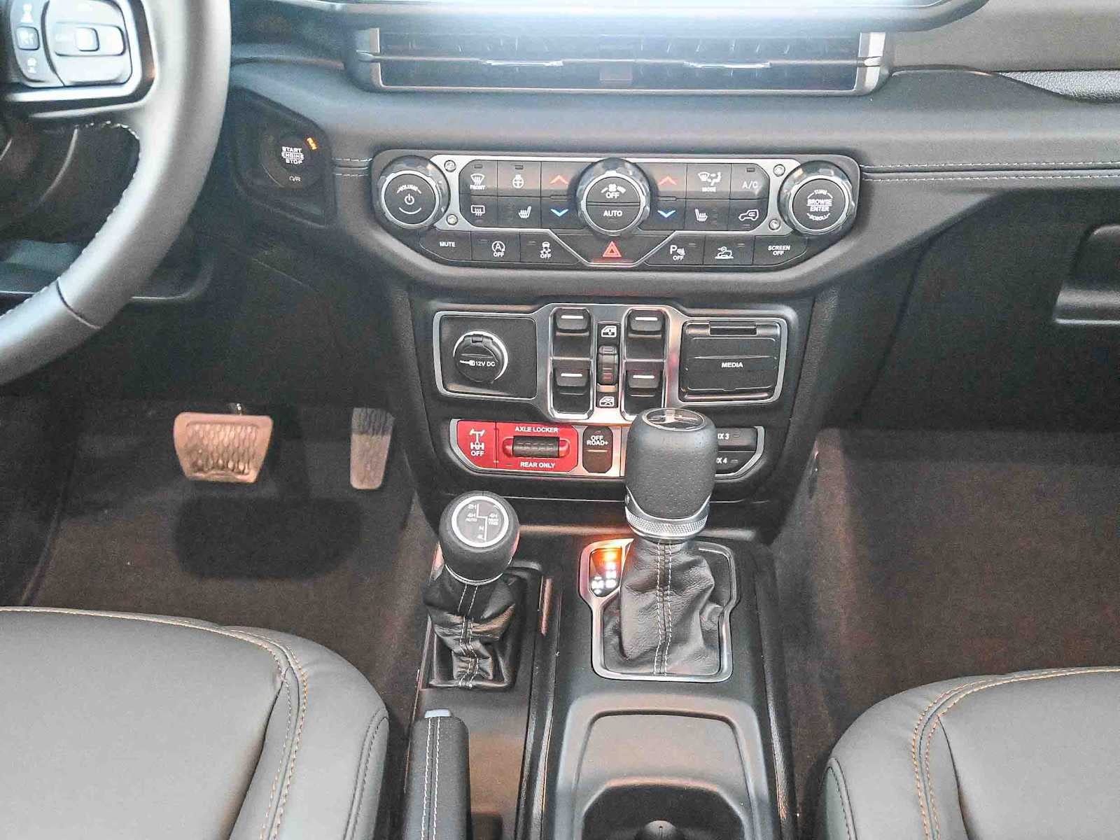 2026 Jeep Gladiator GLADIATOR MOJAVE X 4X4