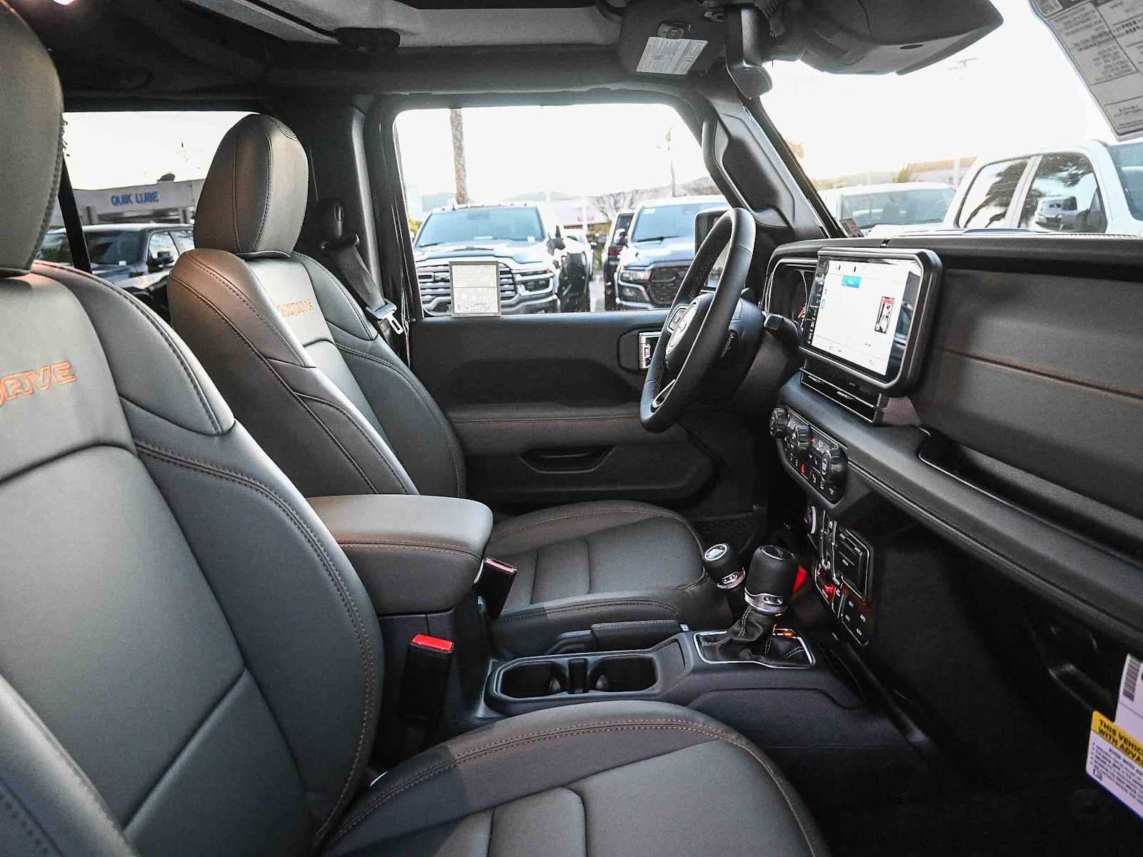 2026 Jeep Gladiator GLADIATOR MOJAVE X 4X4