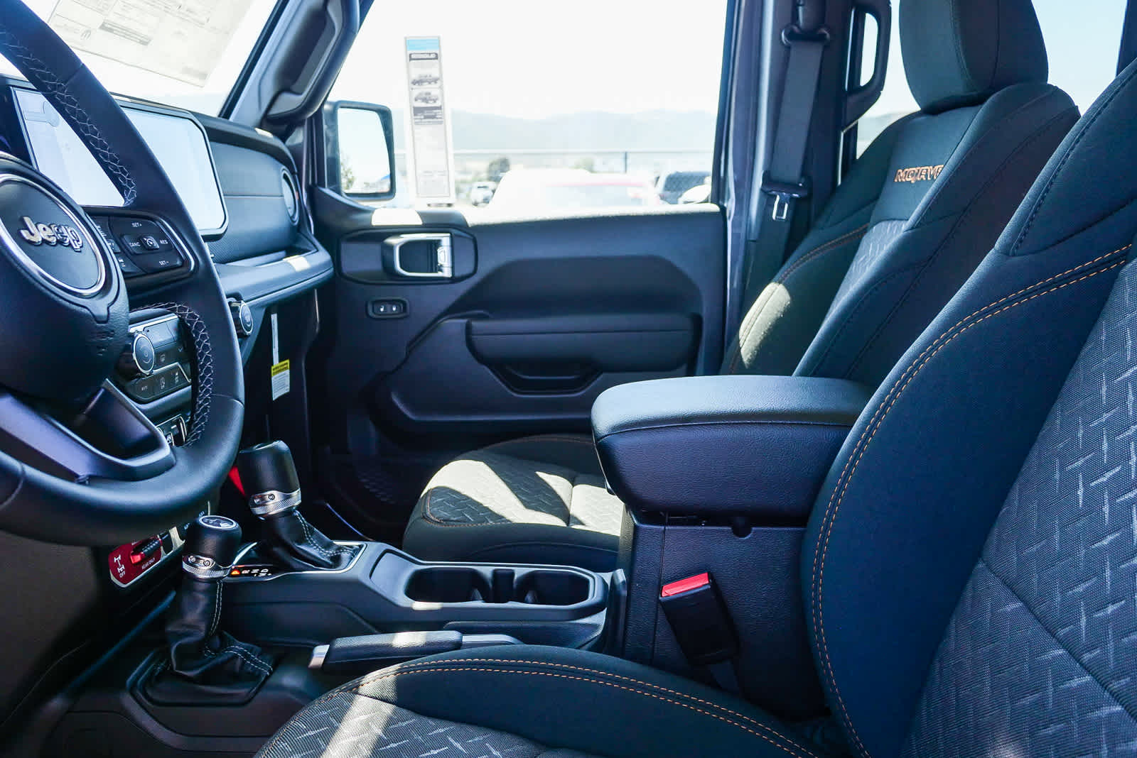 2026 Jeep Gladiator GLADIATOR MOJAVE 4X4