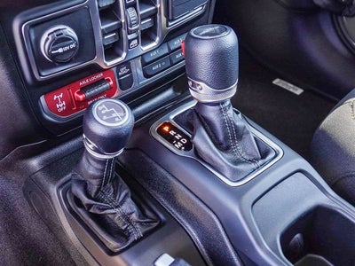 2026 Jeep Gladiator GLADIATOR MOJAVE 4X4