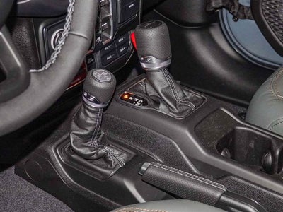 2026 Jeep Gladiator GLADIATOR MOJAVE X 4X4