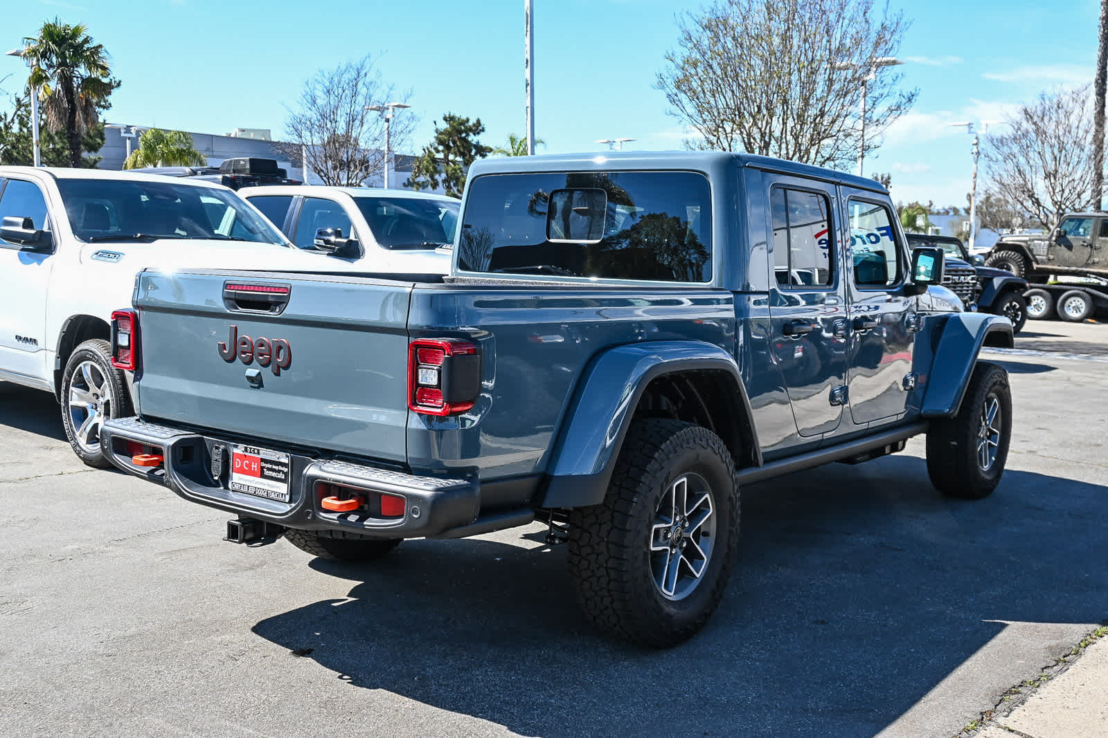 2026 Jeep Gladiator GLADIATOR MOJAVE X 4X4