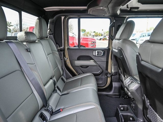 2026 Jeep Gladiator GLADIATOR MOJAVE X 4X4