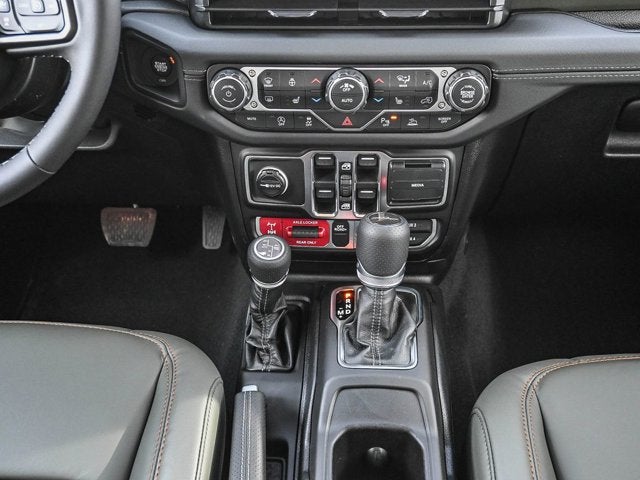 2026 Jeep Gladiator GLADIATOR MOJAVE X 4X4