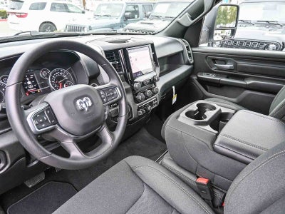 2026 RAM 1500 RAM 1500 EXPRESS CREW CAB 4X2 5'7' BOX