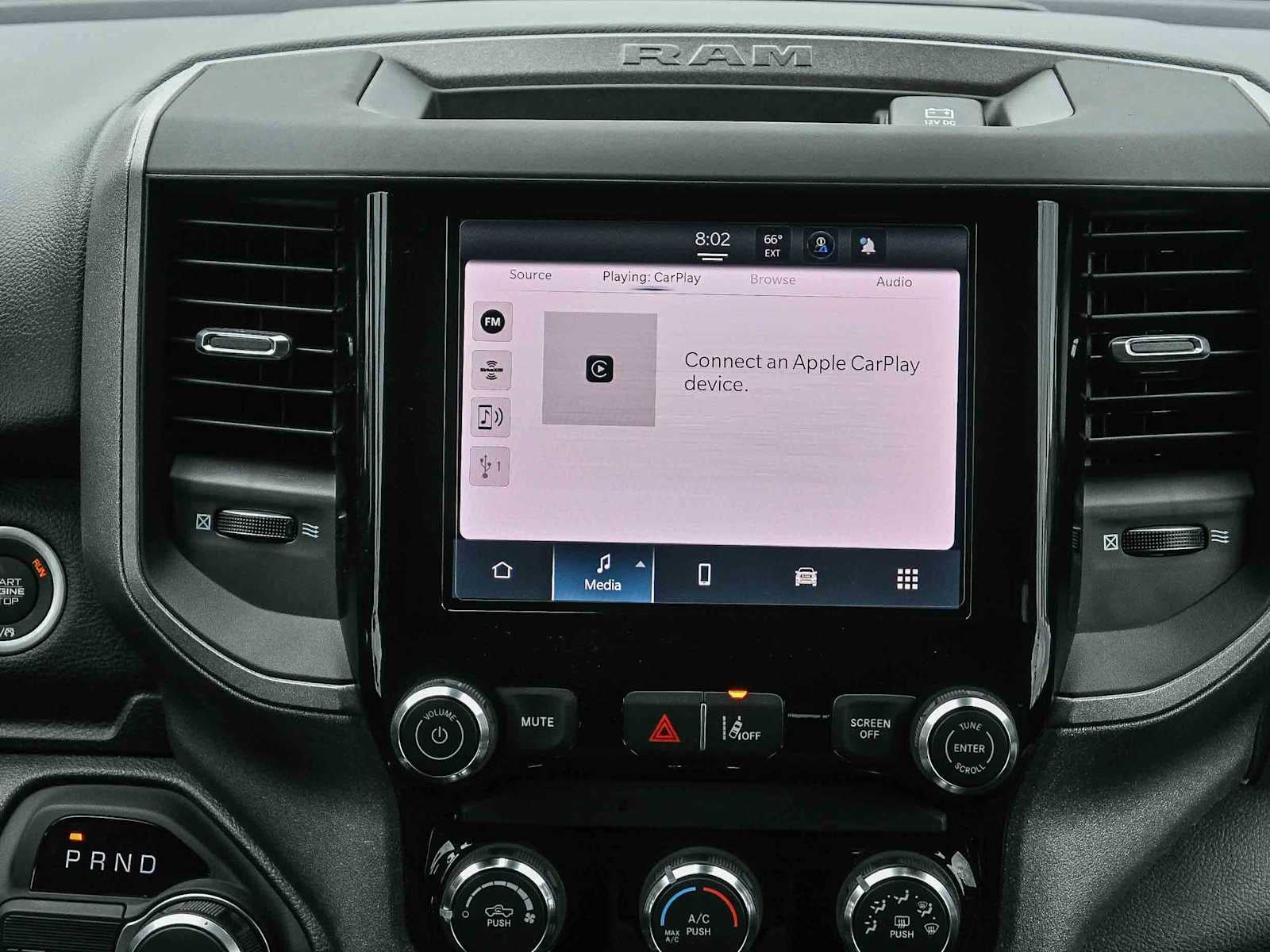 2026 RAM 1500 RAM 1500 EXPRESS CREW CAB 4X2 5'7' BOX