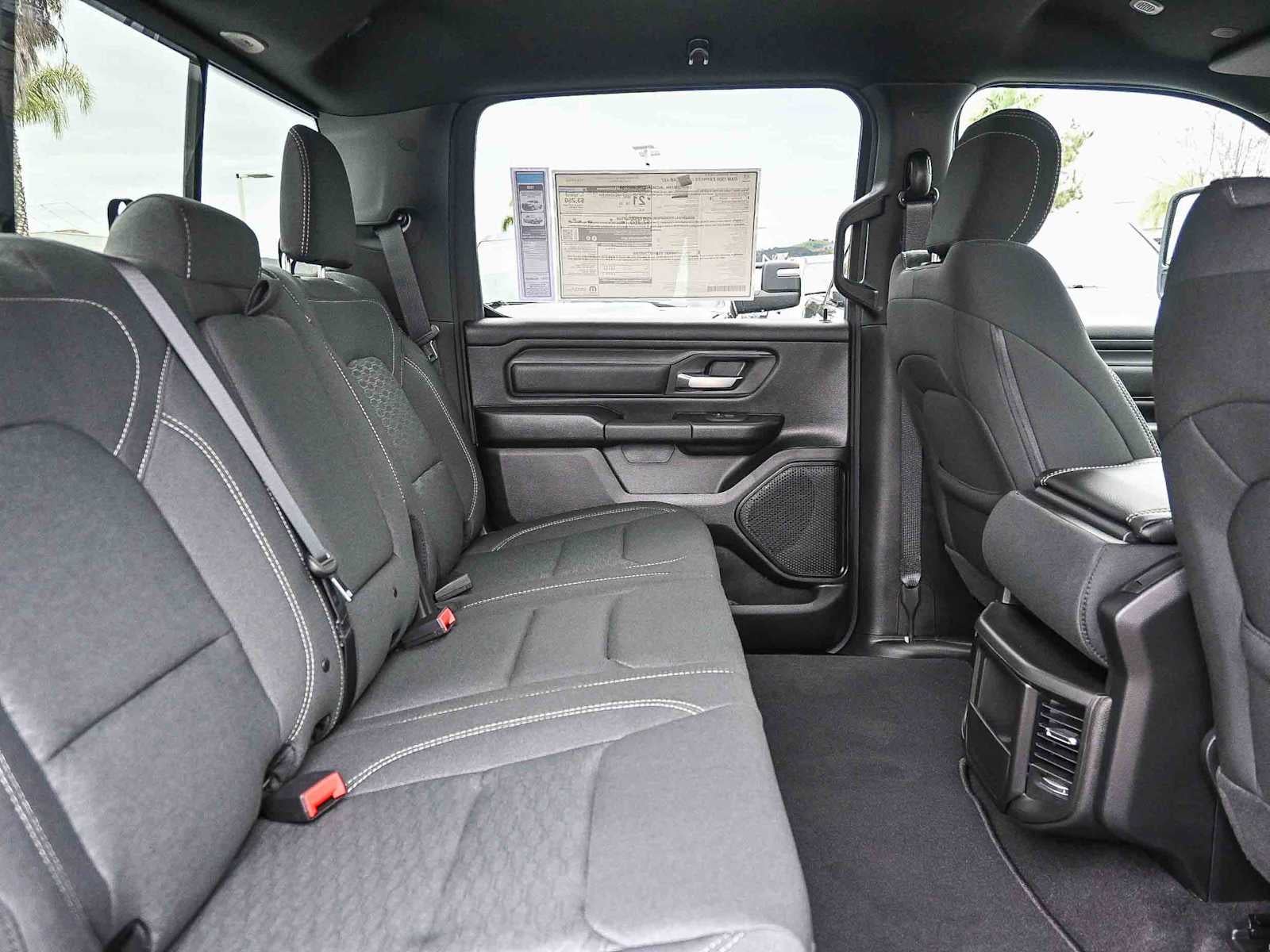 2026 RAM 1500 RAM 1500 EXPRESS CREW CAB 4X2 5'7' BOX