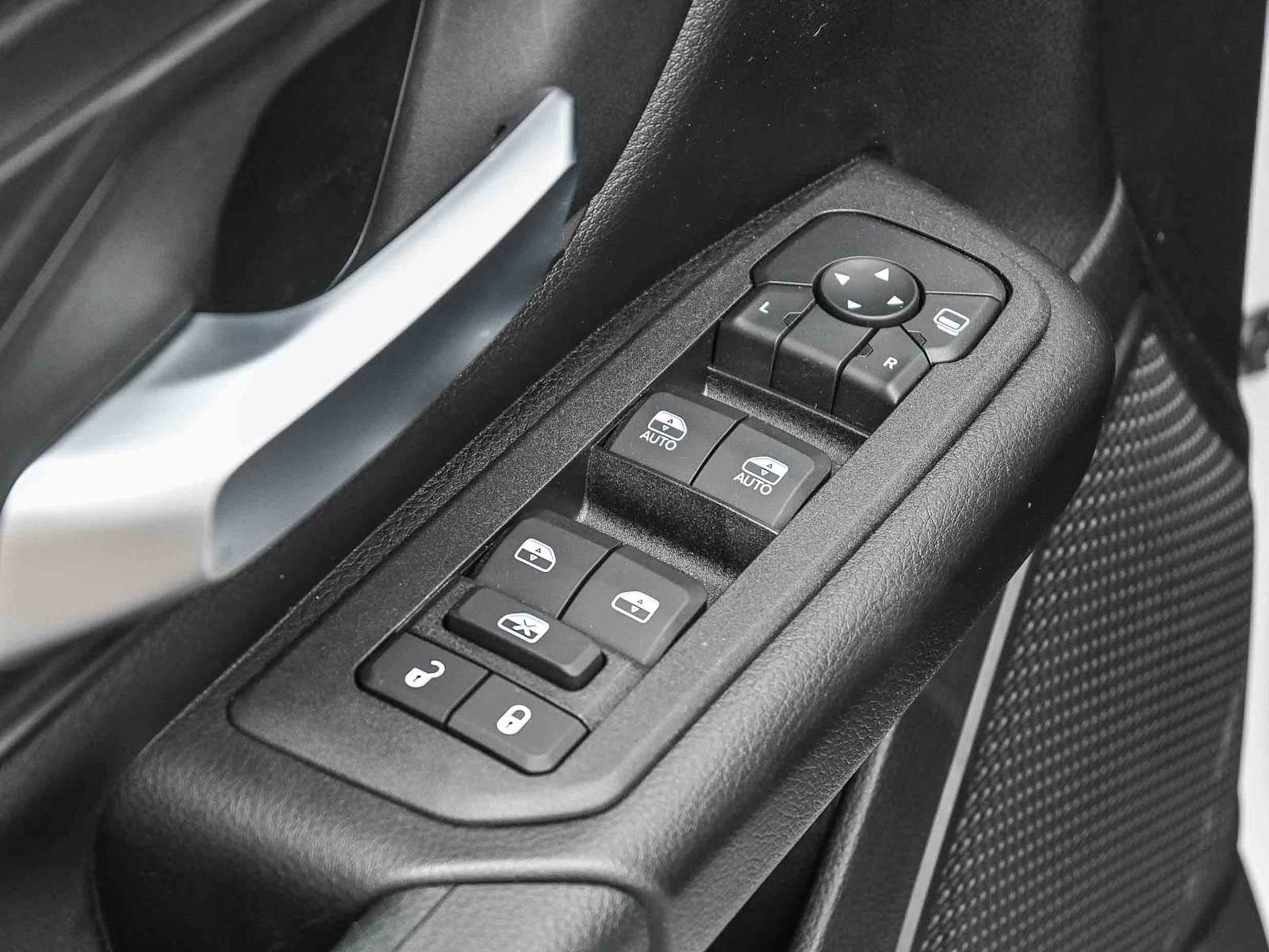 2026 RAM 1500 RAM 1500 EXPRESS CREW CAB 4X2 5'7' BOX