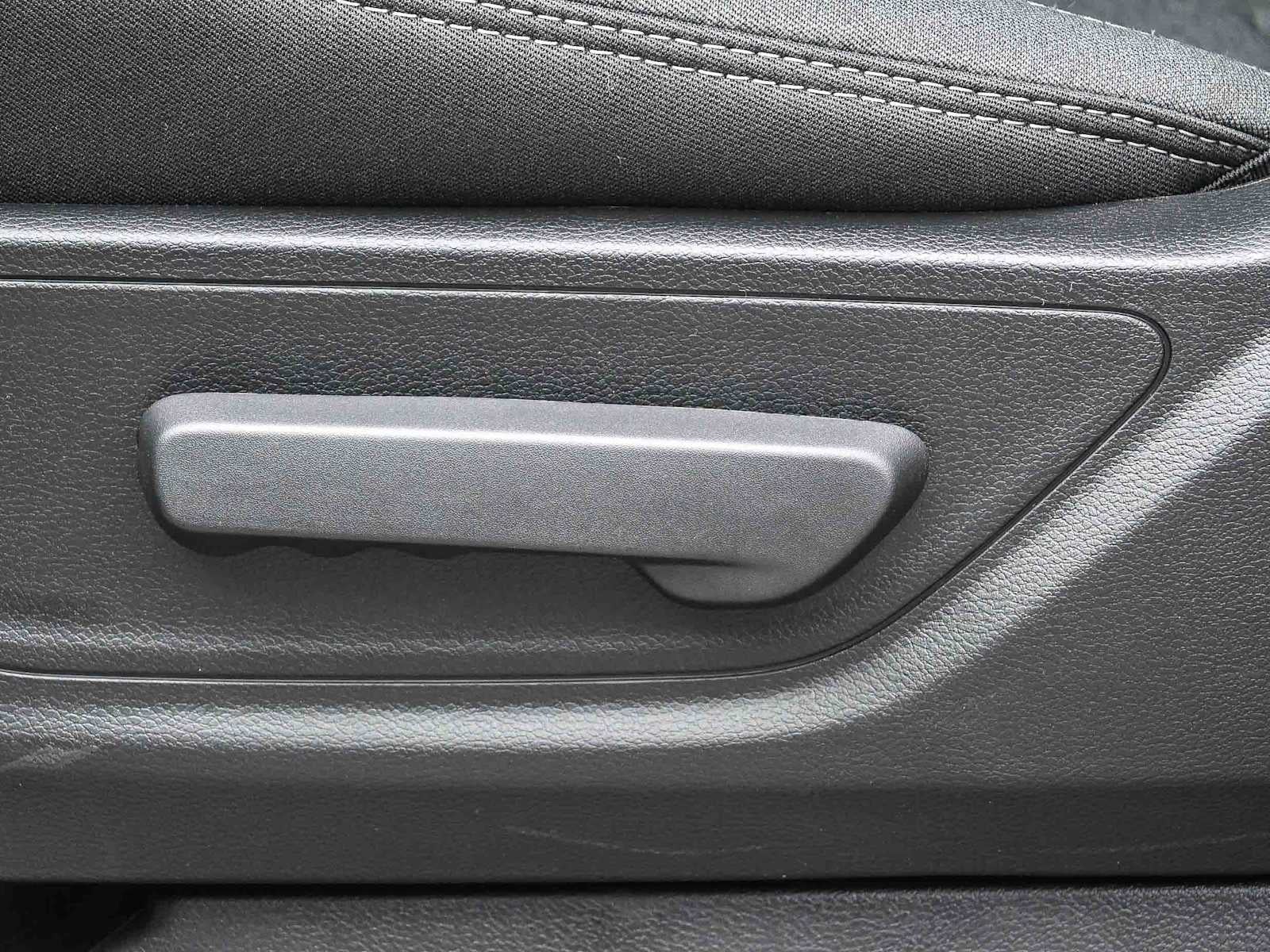 2026 RAM 1500 RAM 1500 EXPRESS CREW CAB 4X2 5'7' BOX