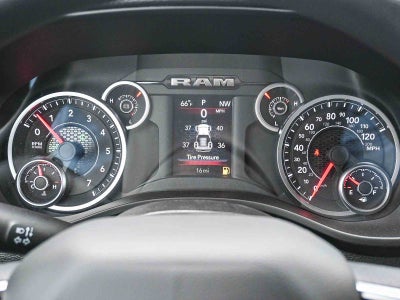 2026 RAM 1500 RAM 1500 EXPRESS CREW CAB 4X2 5'7' BOX