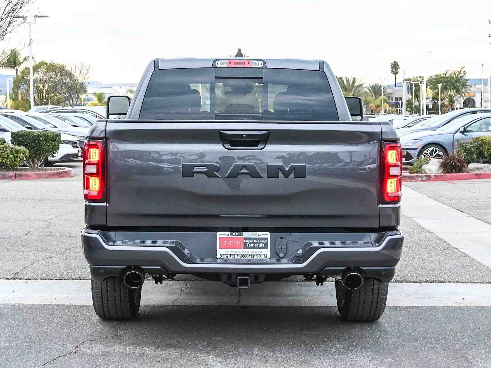 2026 RAM 1500 RAM 1500 EXPRESS CREW CAB 4X2 5'7' BOX