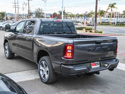 2026 RAM 1500 RAM 1500 EXPRESS CREW CAB 4X2 5'7' BOX