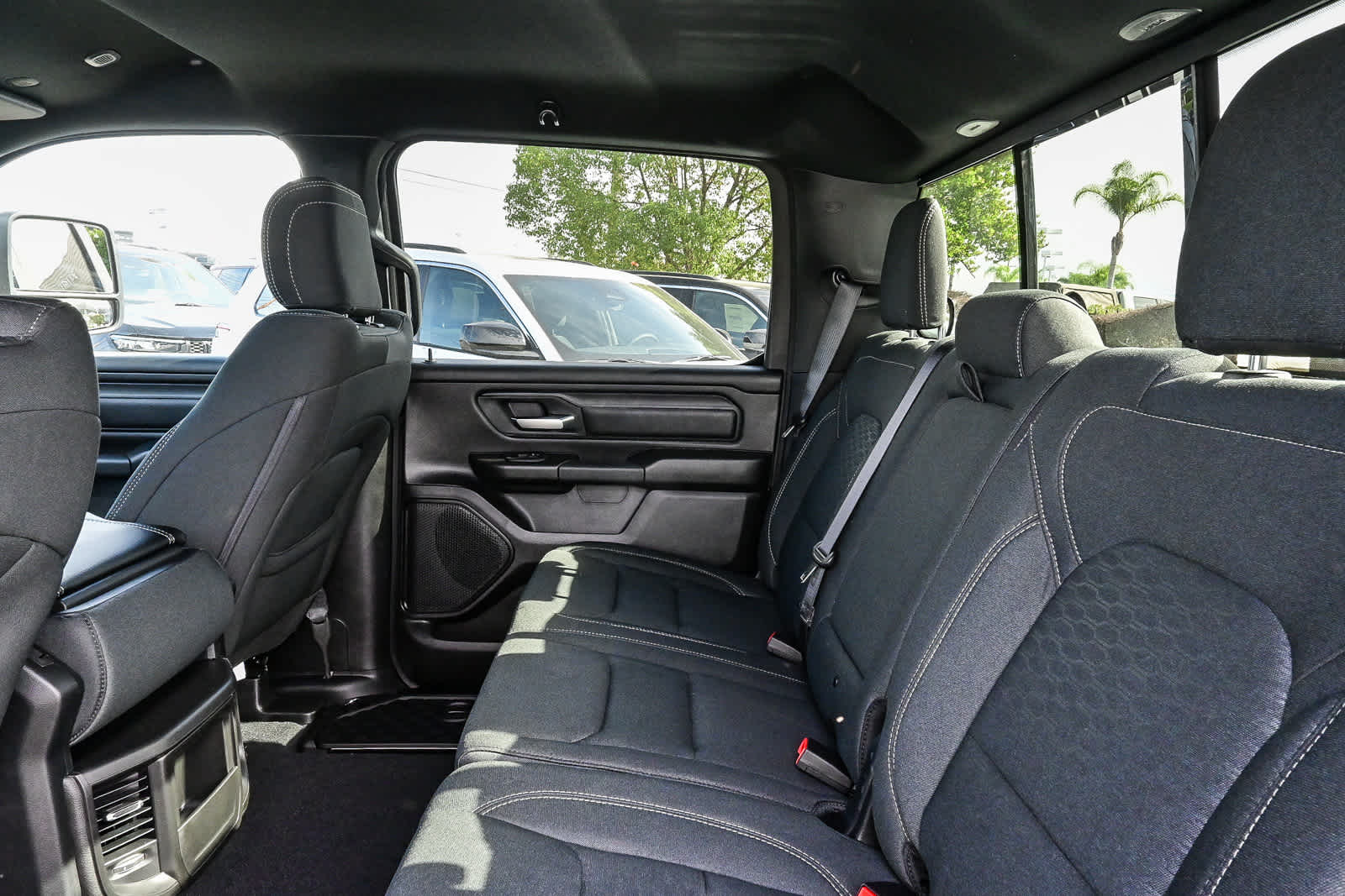 2026 RAM 1500 RAM 1500 EXPRESS CREW CAB 4X2 5'7' BOX