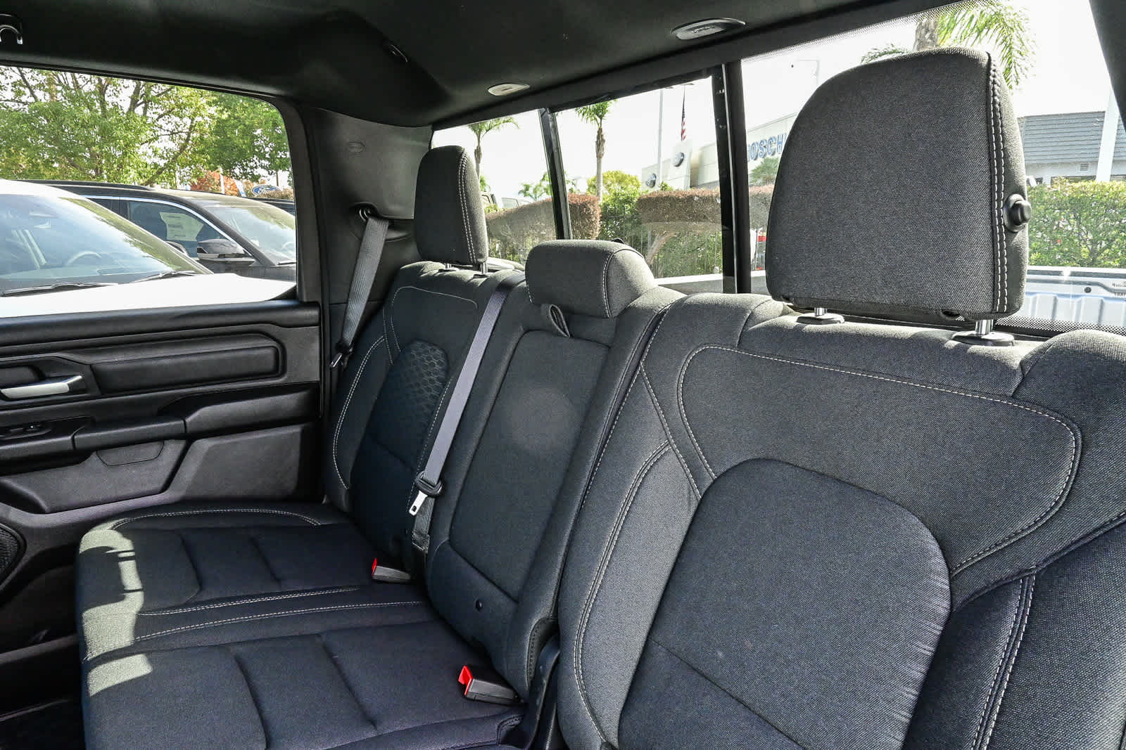 2026 RAM 1500 RAM 1500 EXPRESS CREW CAB 4X2 5'7' BOX