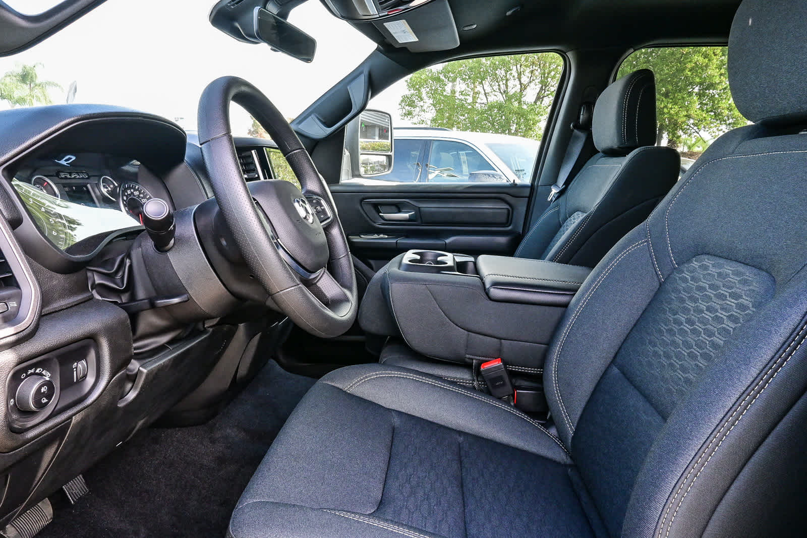 2026 RAM 1500 RAM 1500 EXPRESS CREW CAB 4X2 5'7' BOX