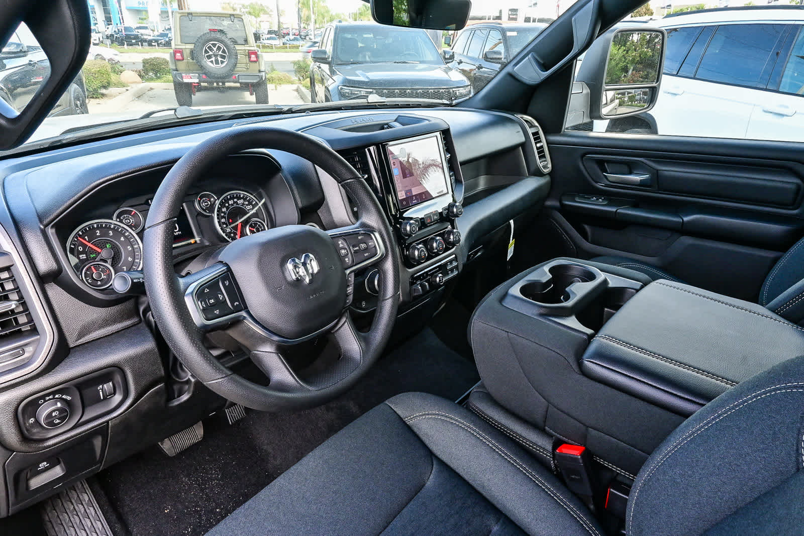 2026 RAM 1500 RAM 1500 EXPRESS CREW CAB 4X2 5'7' BOX