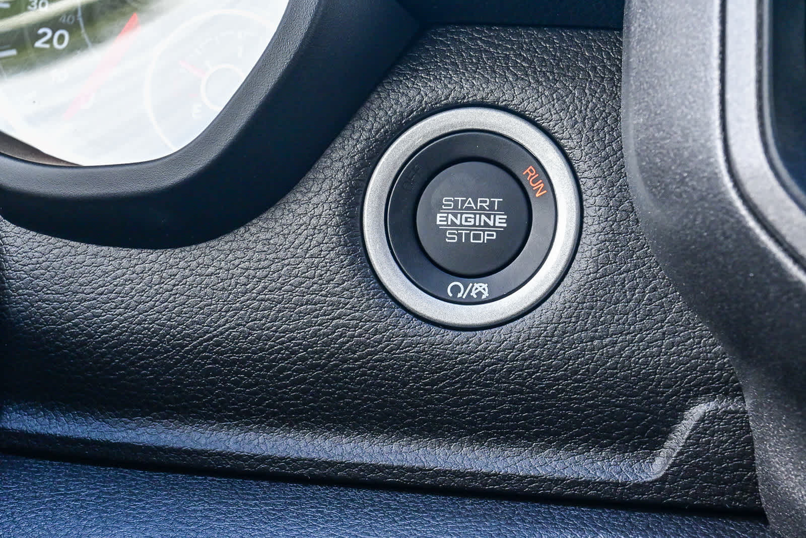 2026 RAM 1500 RAM 1500 EXPRESS CREW CAB 4X2 5'7' BOX