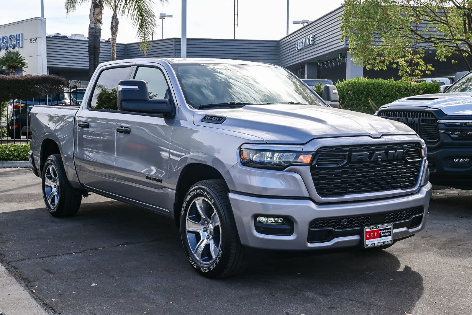 2026 RAM 1500 RAM 1500 EXPRESS CREW CAB 4X2 5'7' BOX