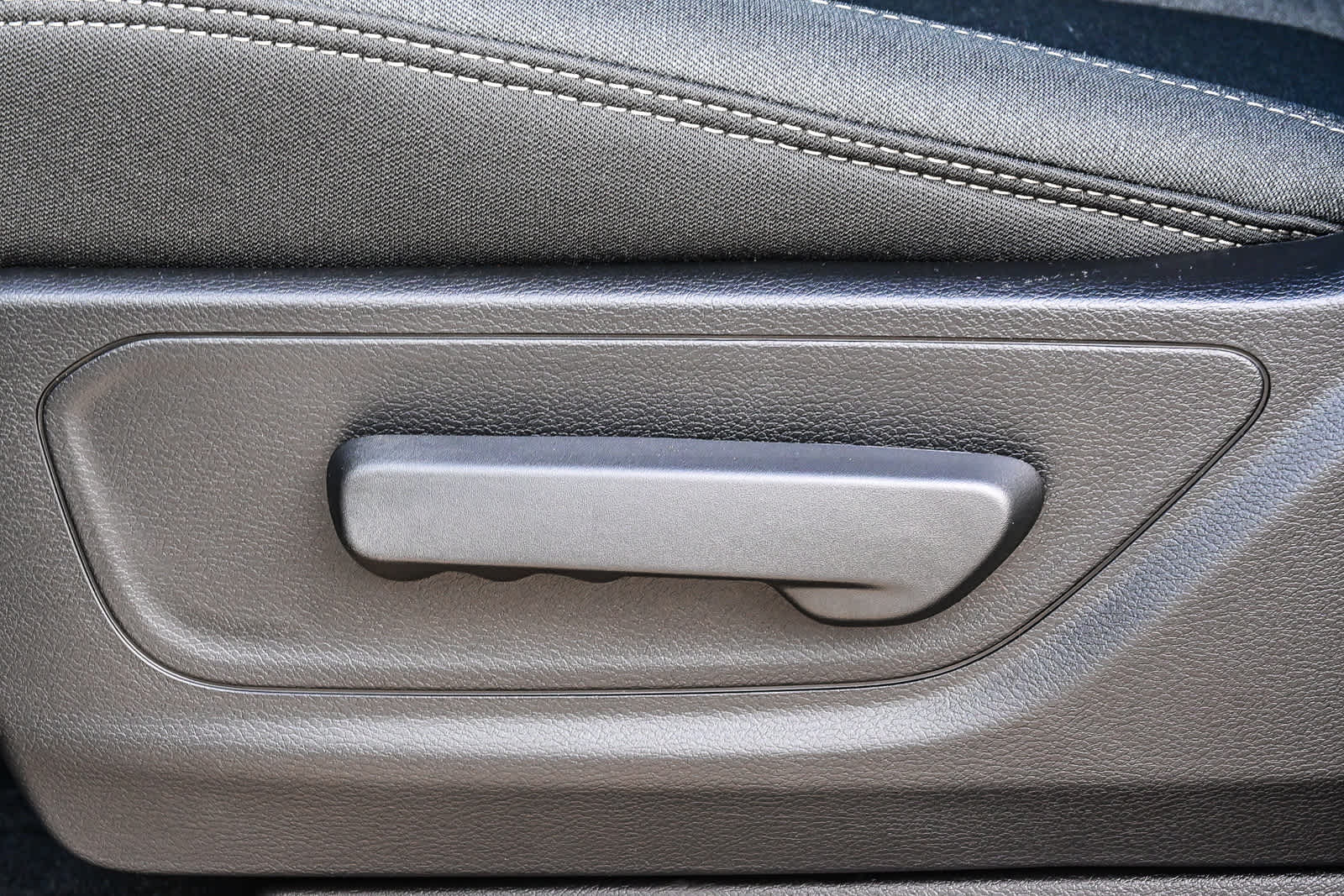 2026 RAM 1500 RAM 1500 EXPRESS CREW CAB 4X2 5'7' BOX