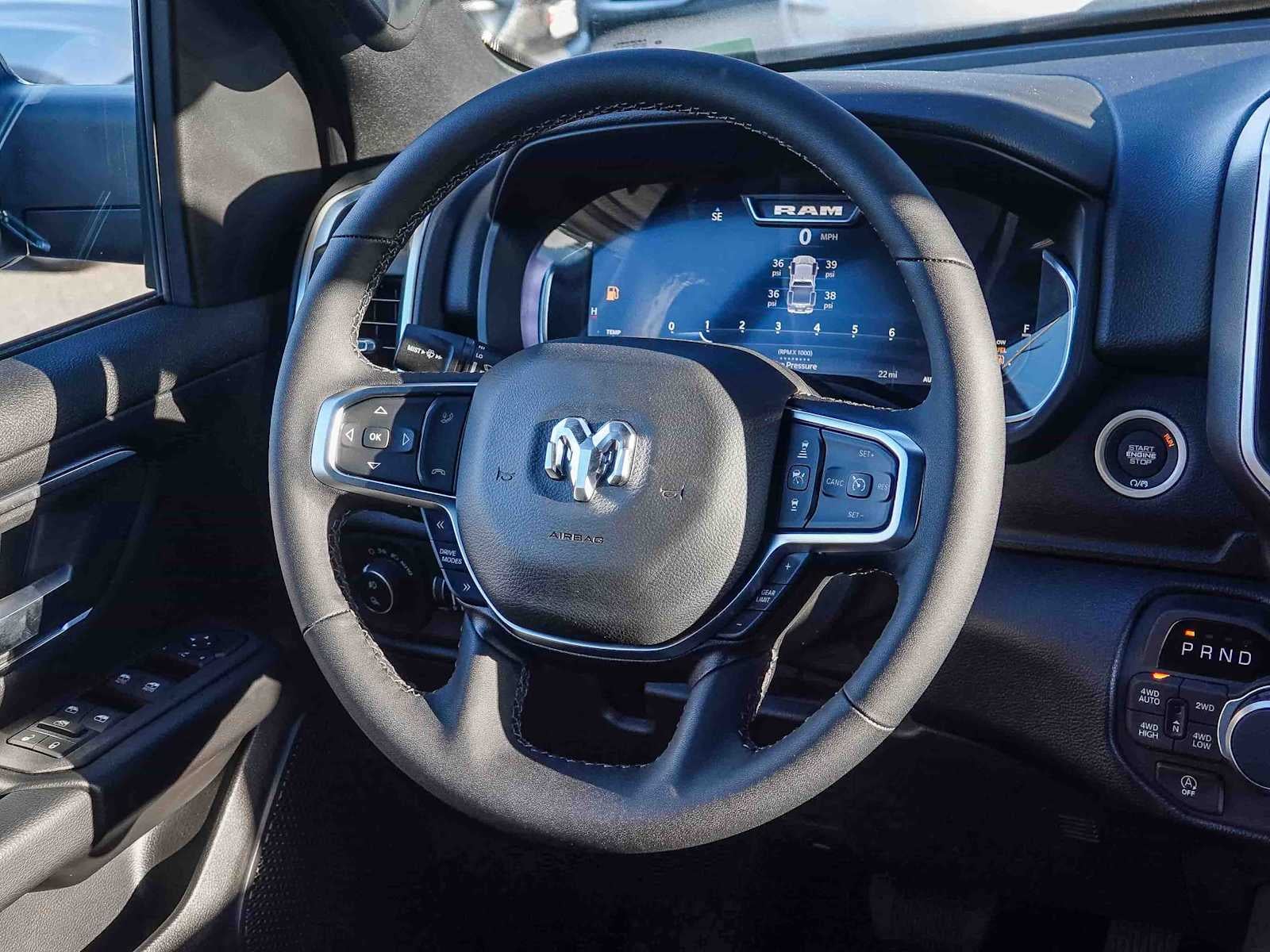 2026 RAM 1500 RAM 1500 BIG HORN CREW CAB 4X4 5'7' BOX