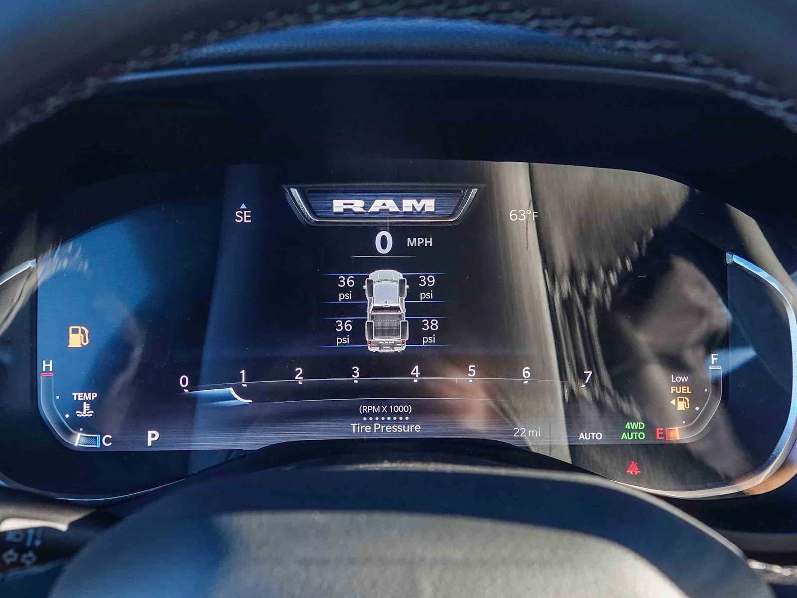 2026 RAM 1500 RAM 1500 BIG HORN CREW CAB 4X4 5'7' BOX