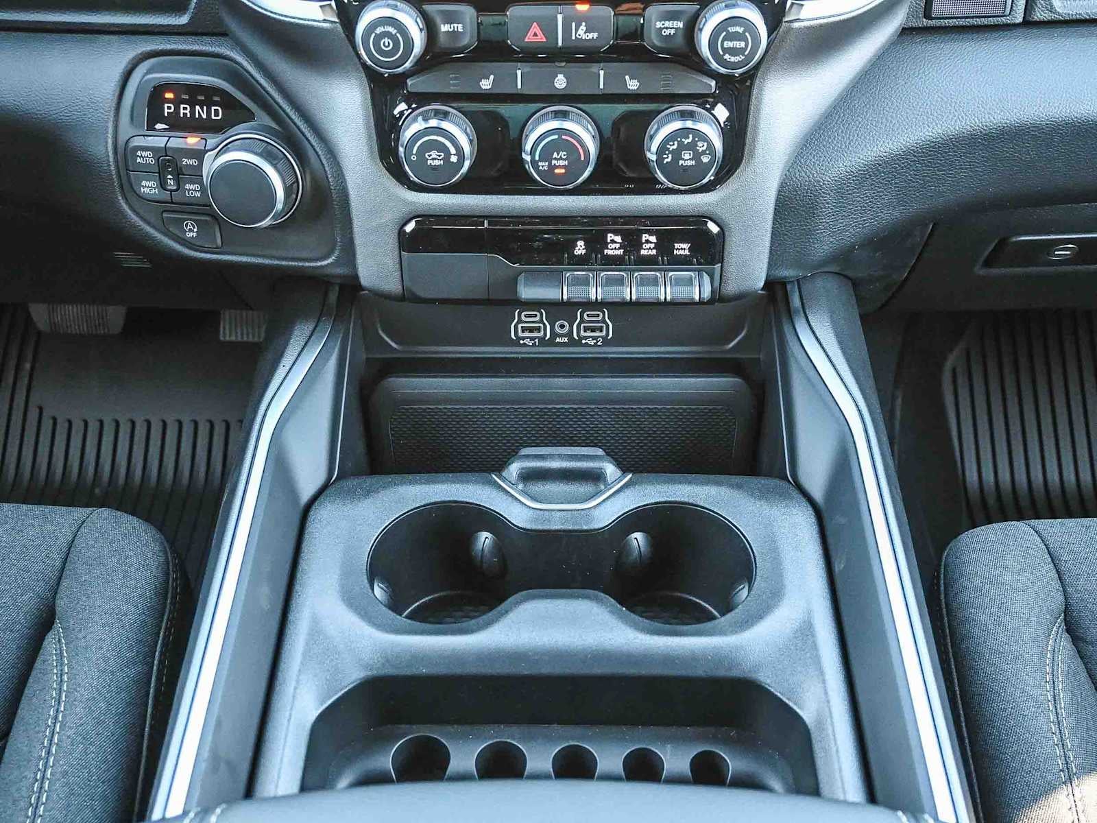 2026 RAM 1500 RAM 1500 BIG HORN CREW CAB 4X4 5'7' BOX