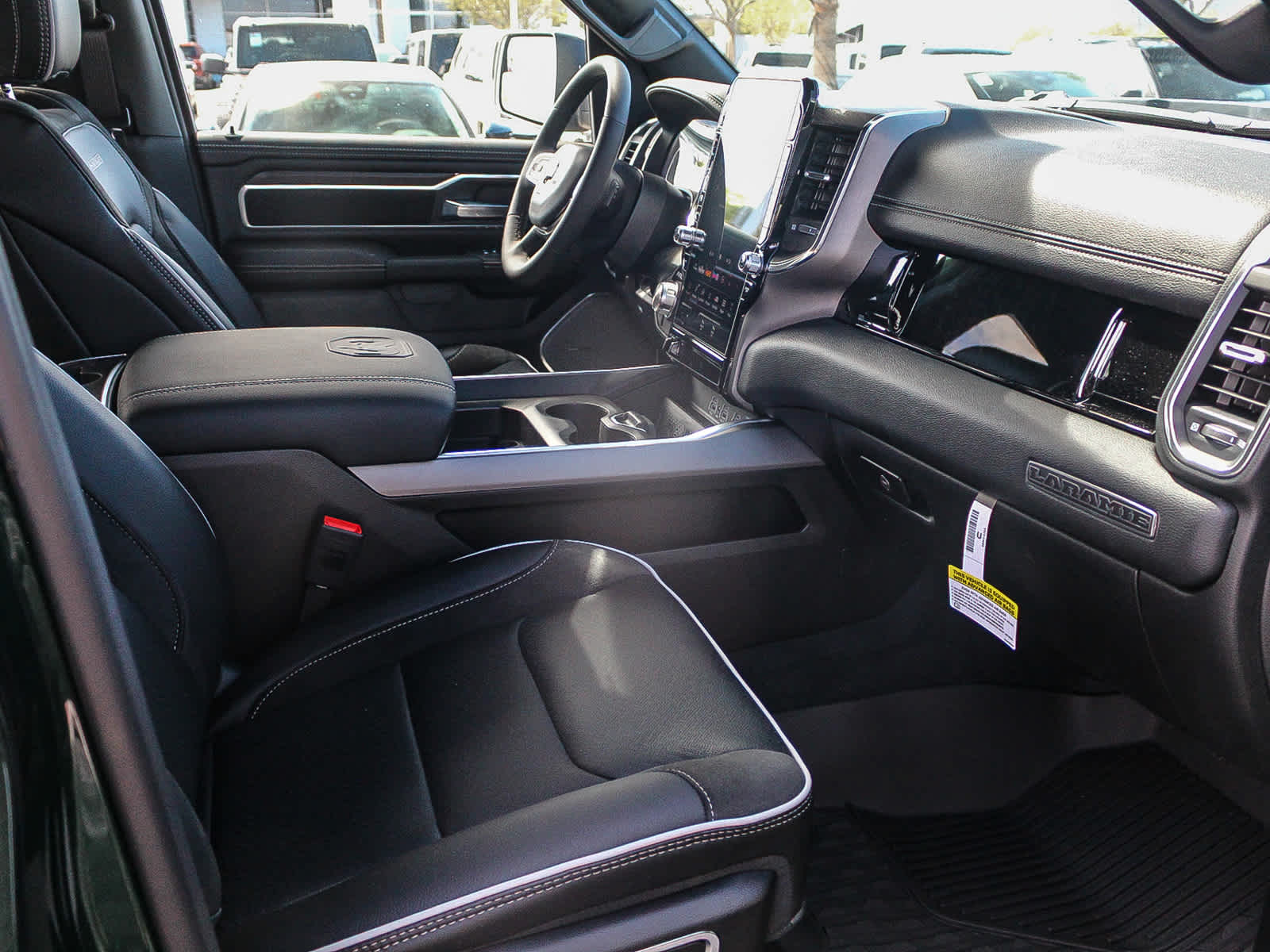 2026 RAM 1500 RAM 1500 LARAMIE CREW CAB 4X4 5'7' BOX