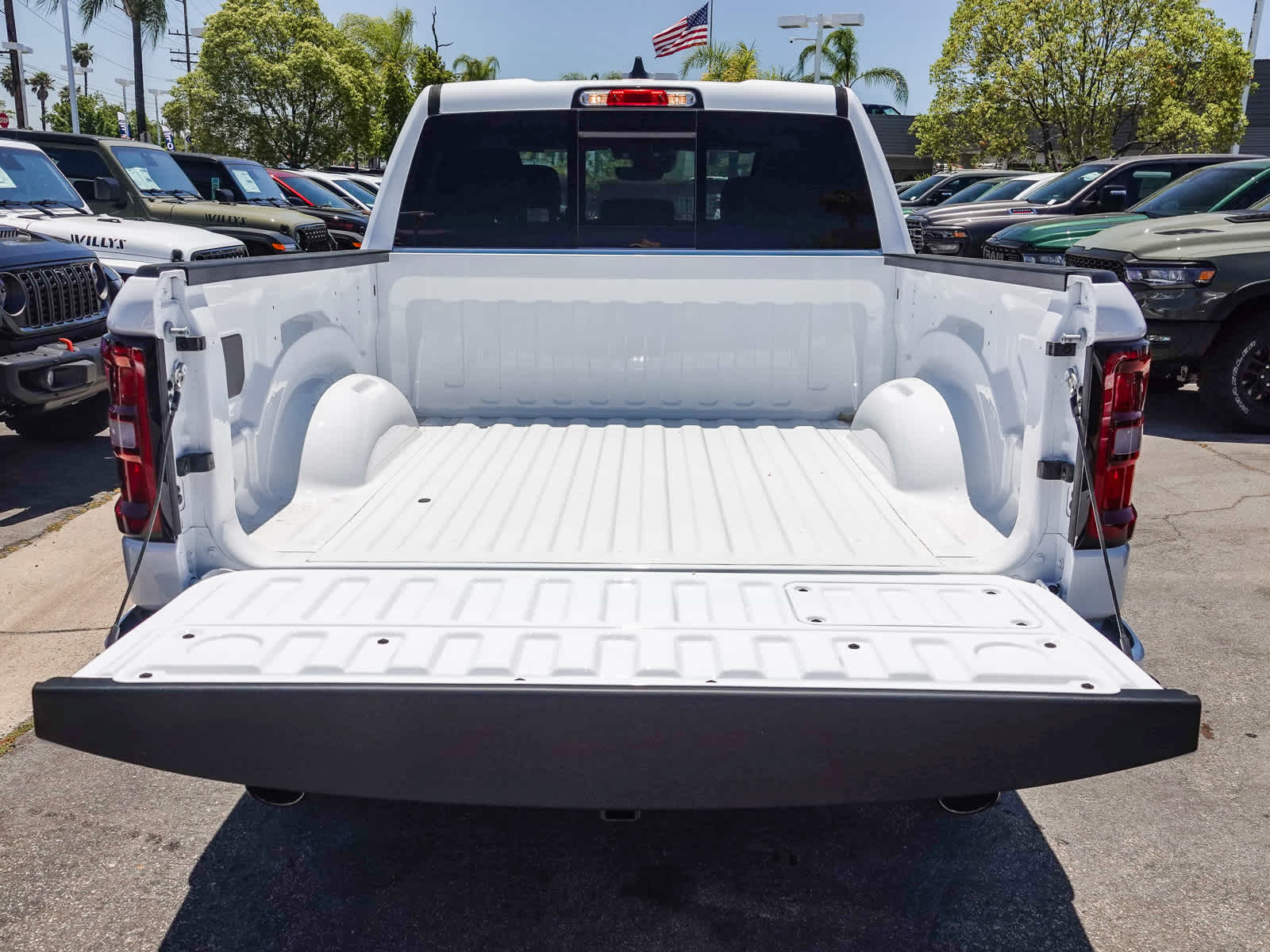 2026 RAM 1500 RAM 1500 LARAMIE CREW CAB 4X4 5'7' BOX