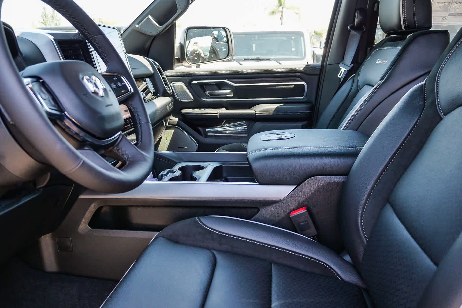 2026 RAM 1500 RAM 1500 LARAMIE CREW CAB 4X4 5'7' BOX