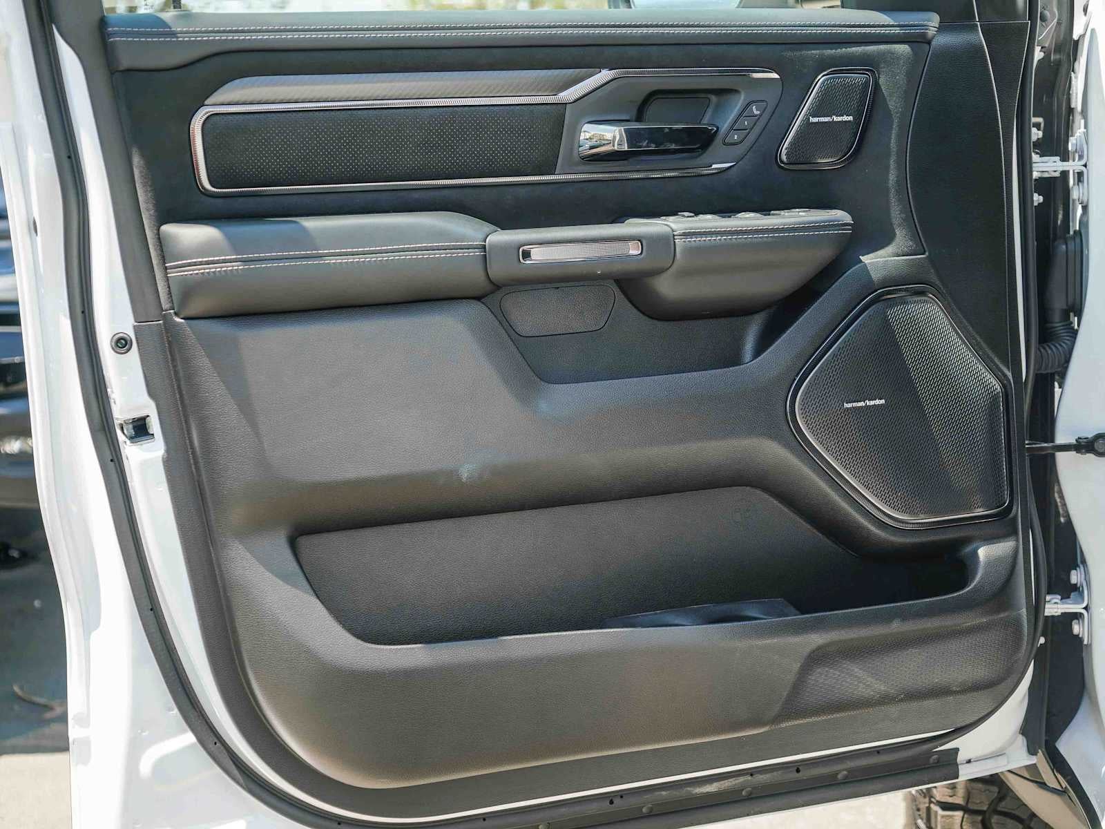 2026 RAM 1500 RAM 1500 RHO CREW CAB 4X4 5'7' BOX