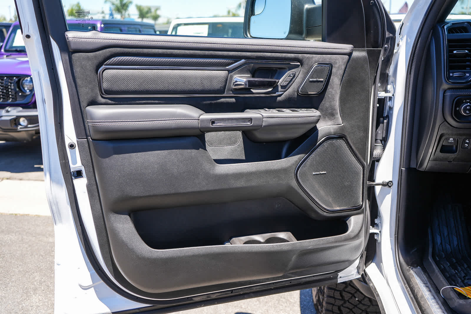 2026 RAM 1500 RAM 1500 RHO CREW CAB 4X4 5'7' BOX