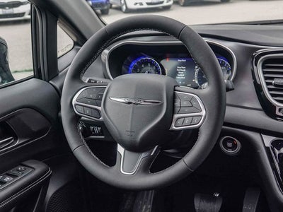 2026 Chrysler Voyager VOYAGER LX