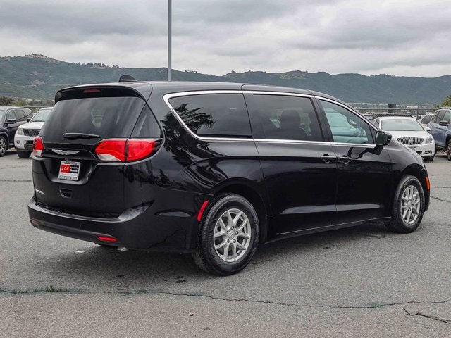 2026 Chrysler Voyager VOYAGER LX