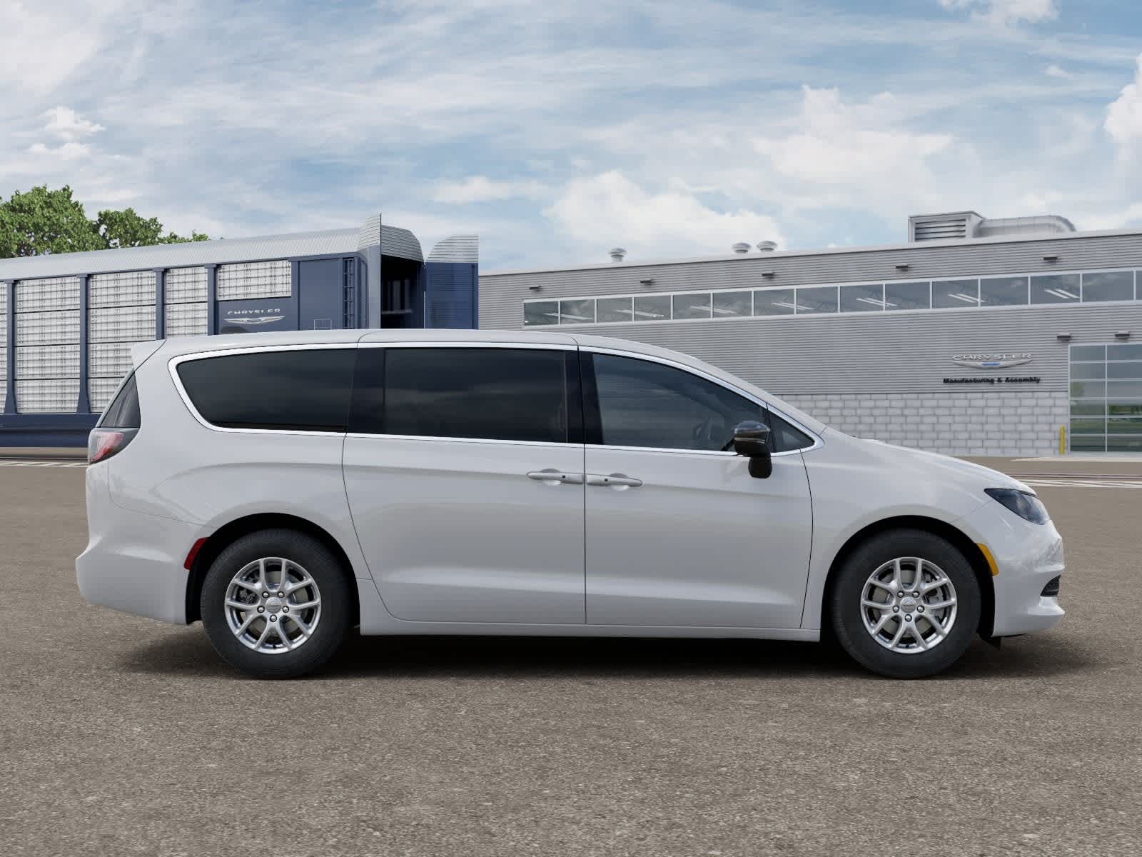 2026 Chrysler Voyager VOYAGER LX