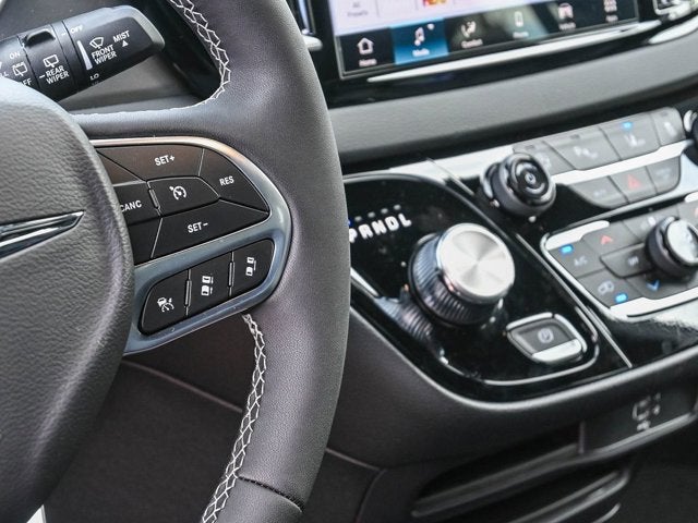 2026 Chrysler Voyager VOYAGER LX