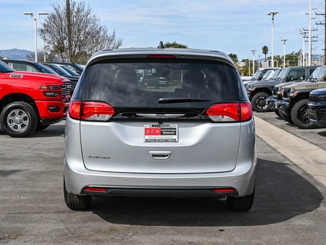 2026 Chrysler Voyager VOYAGER LX